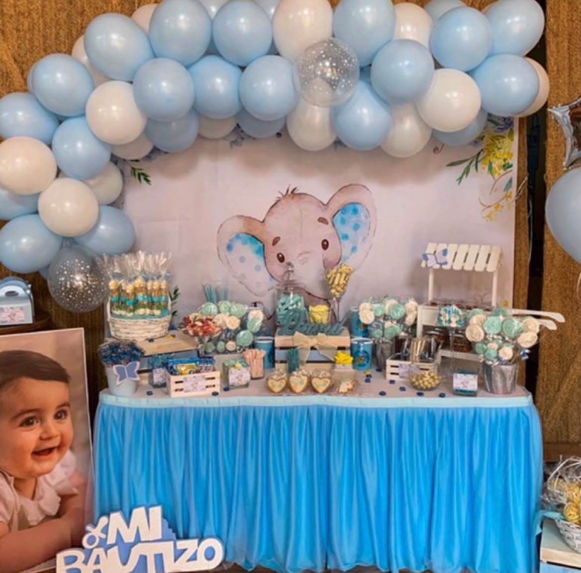 Mesa dulce bautizo elefante azul